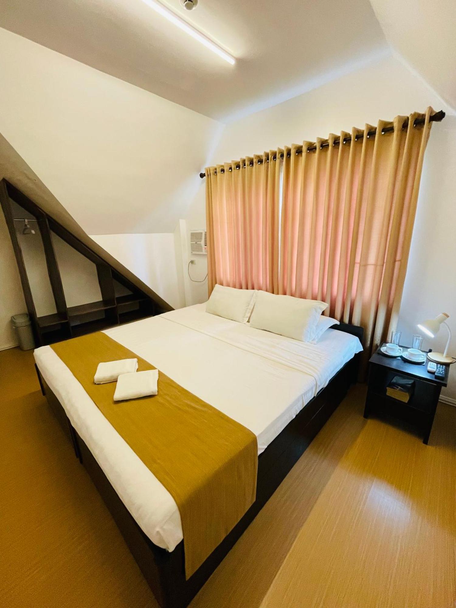 Aparthotel Castle Rock Boracay Yapak Exterior foto